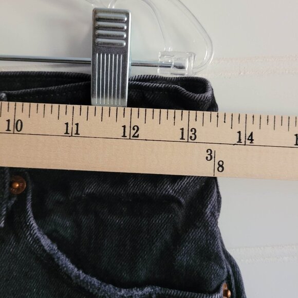 Abercrombie Fitch Mom Short High Rise Size 25/0 Denim Cutoffs Shorts Black - Picture 8 of 14